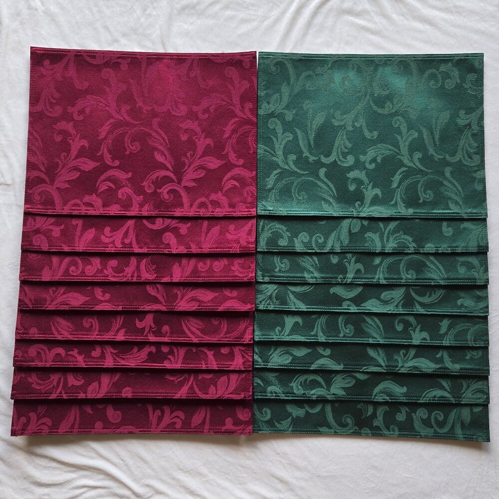 Table Linens - 16 Placemats & 2 Matching Tablecloths 58"x97" Jacquard Damask